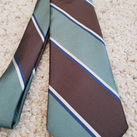 Vintage Givenchy tie - Picture 3 of 3